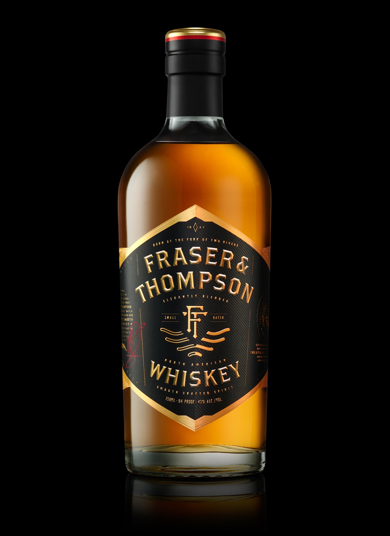 FraserThompson_Hero_OnBlack_V2_ProductPageCut FraserThompson_Hero_OnBlack_V2_ProductPageCut